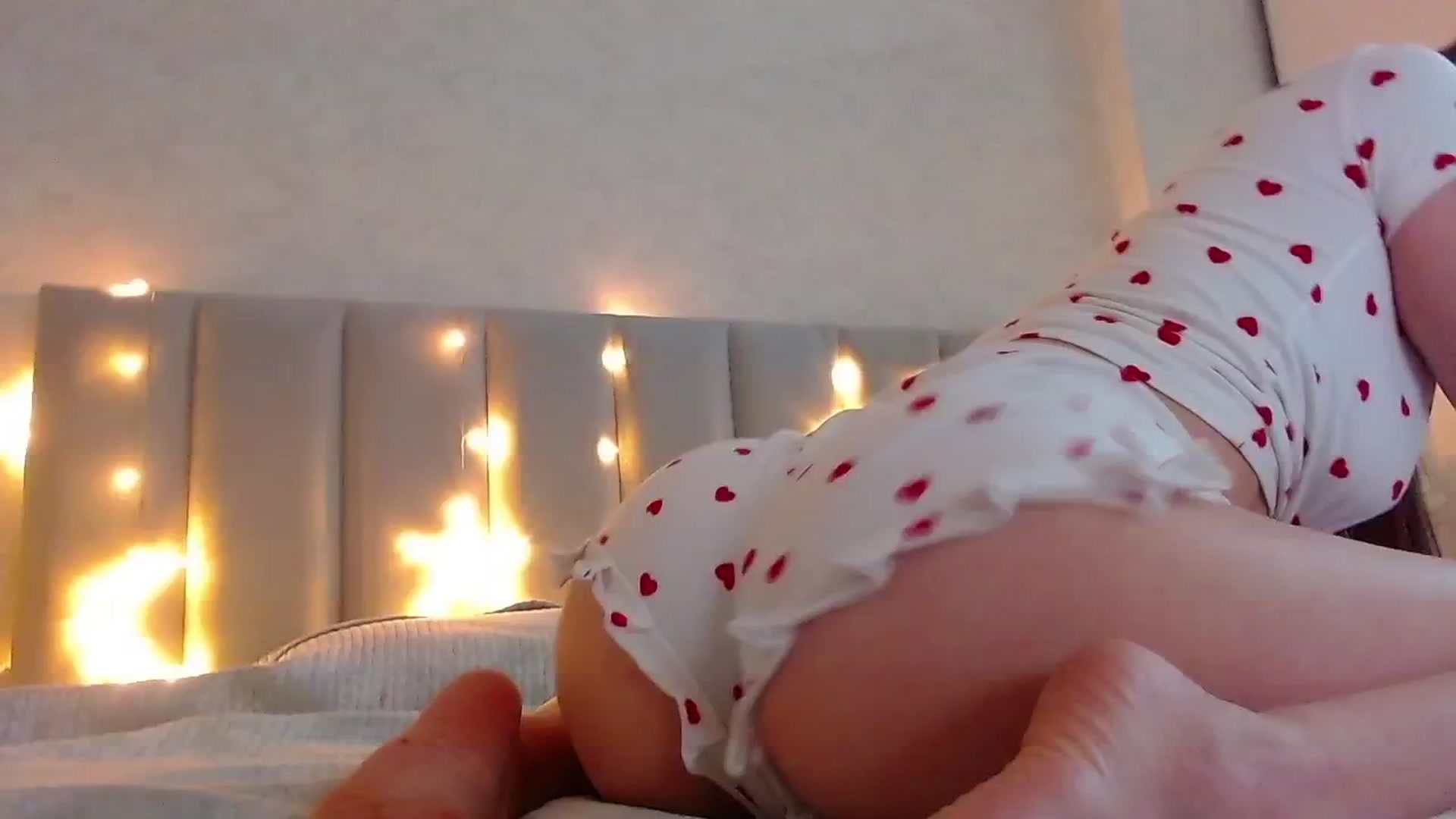 Gallery image thumbnail from MiraKyong's myfreecams stream on, 05/28/2024, 03:49 image 13 of 20