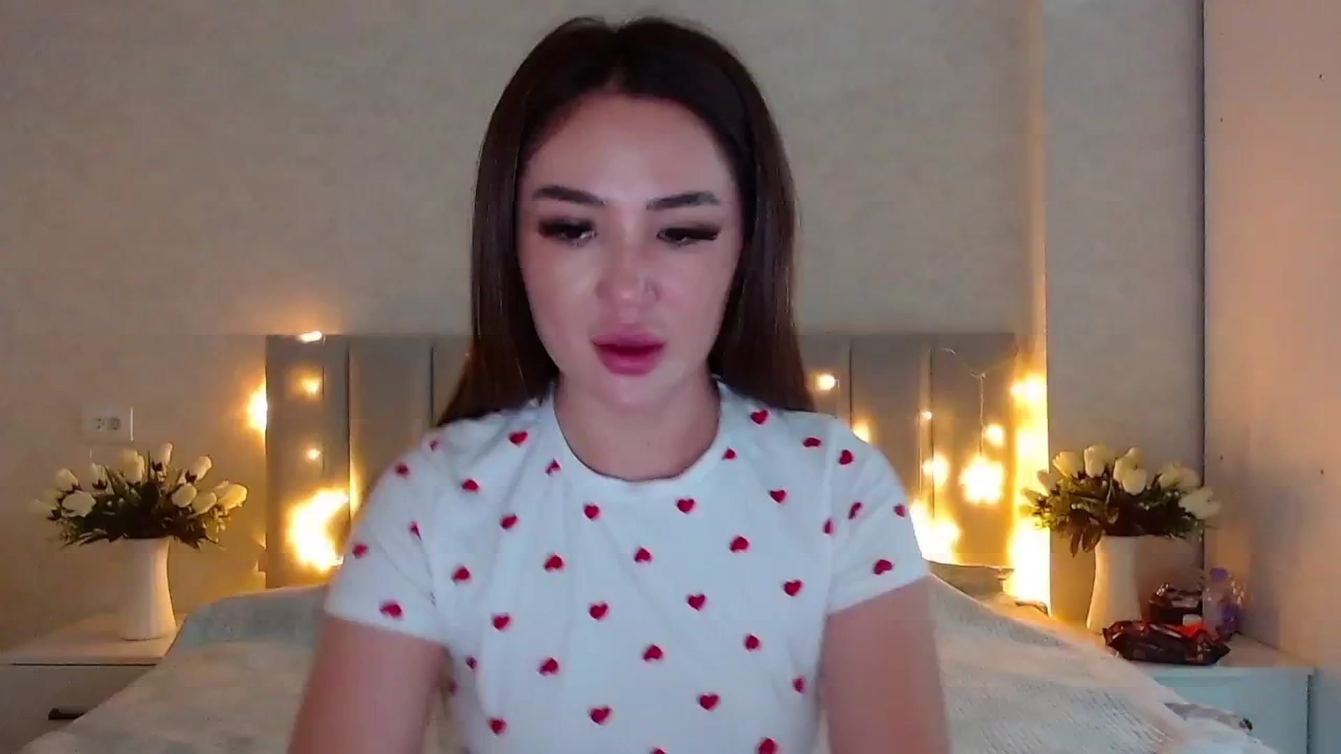 Gallery image thumbnail from MiraKyong's myfreecams stream on, 05/28/2024, 03:49 image 1 of 20