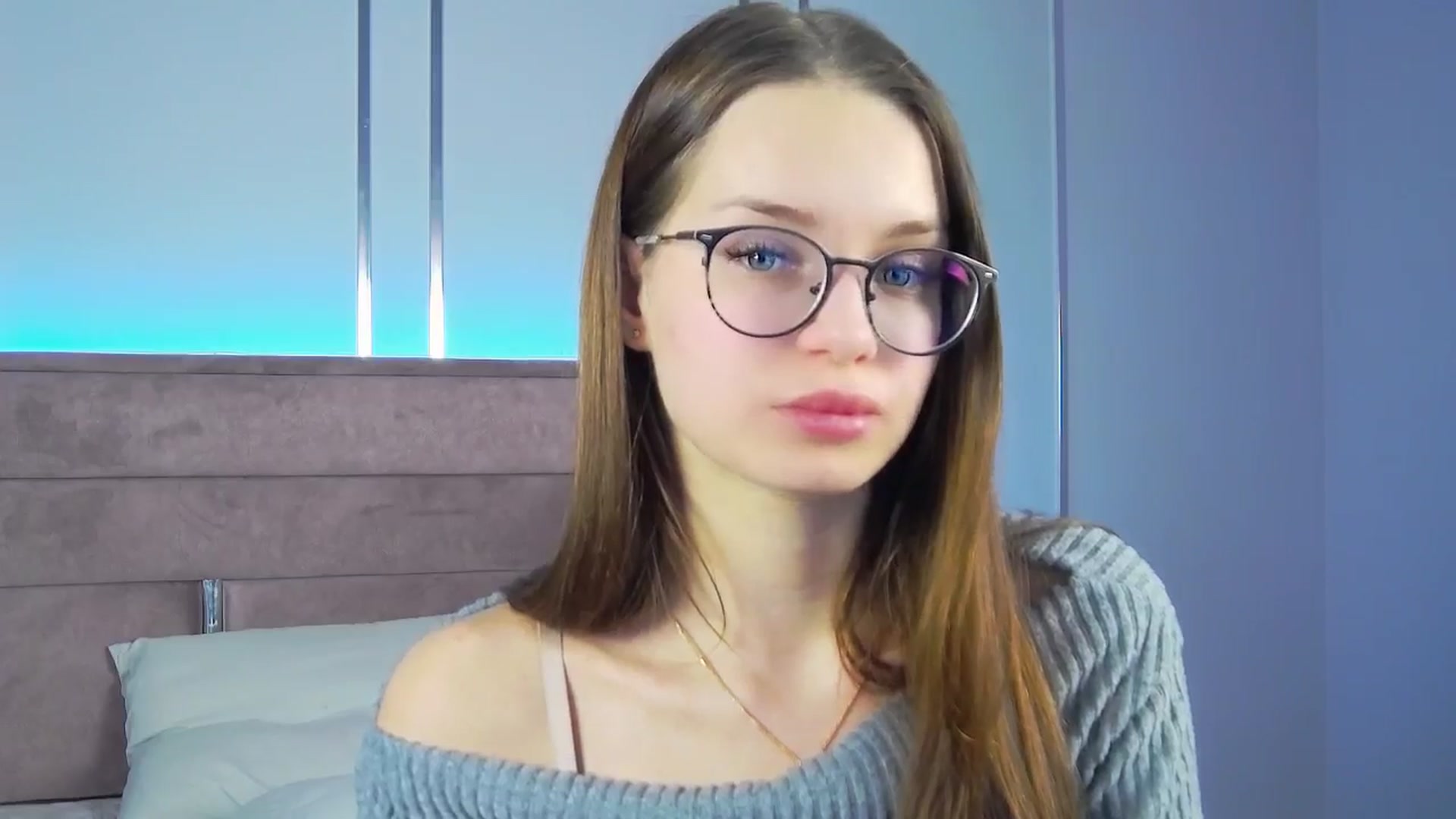 Gallery image thumbnail from MiraMauer's myfreecams stream on, 11/05/2024, 20:11 image 13 of 20