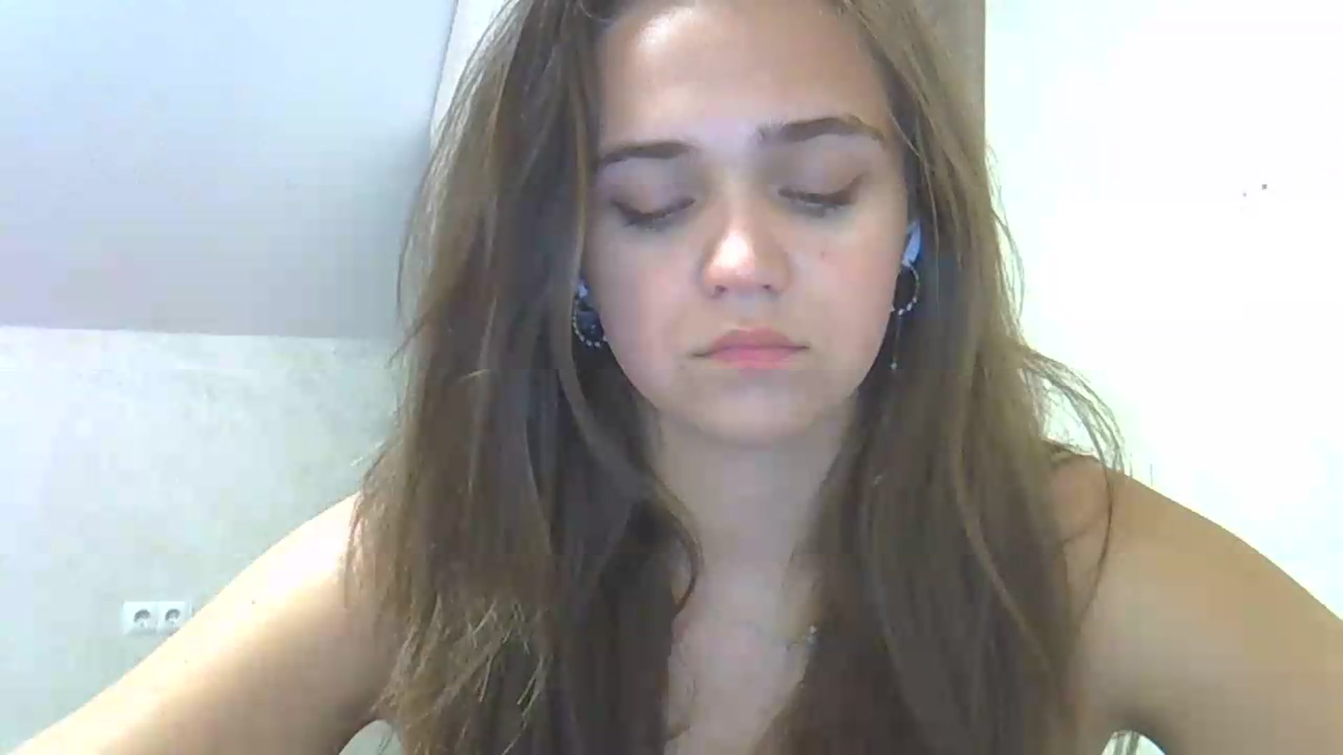 Gallery image thumbnail from MiraSprout's myfreecams stream on, 06/15/2026, 24:23 image 15 of 20