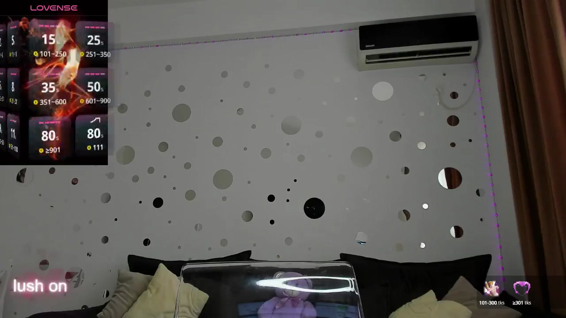 Gallery image thumbnail from MiraWonder's myfreecams stream on, 06/30/2025, 13:32 image 3 of 20