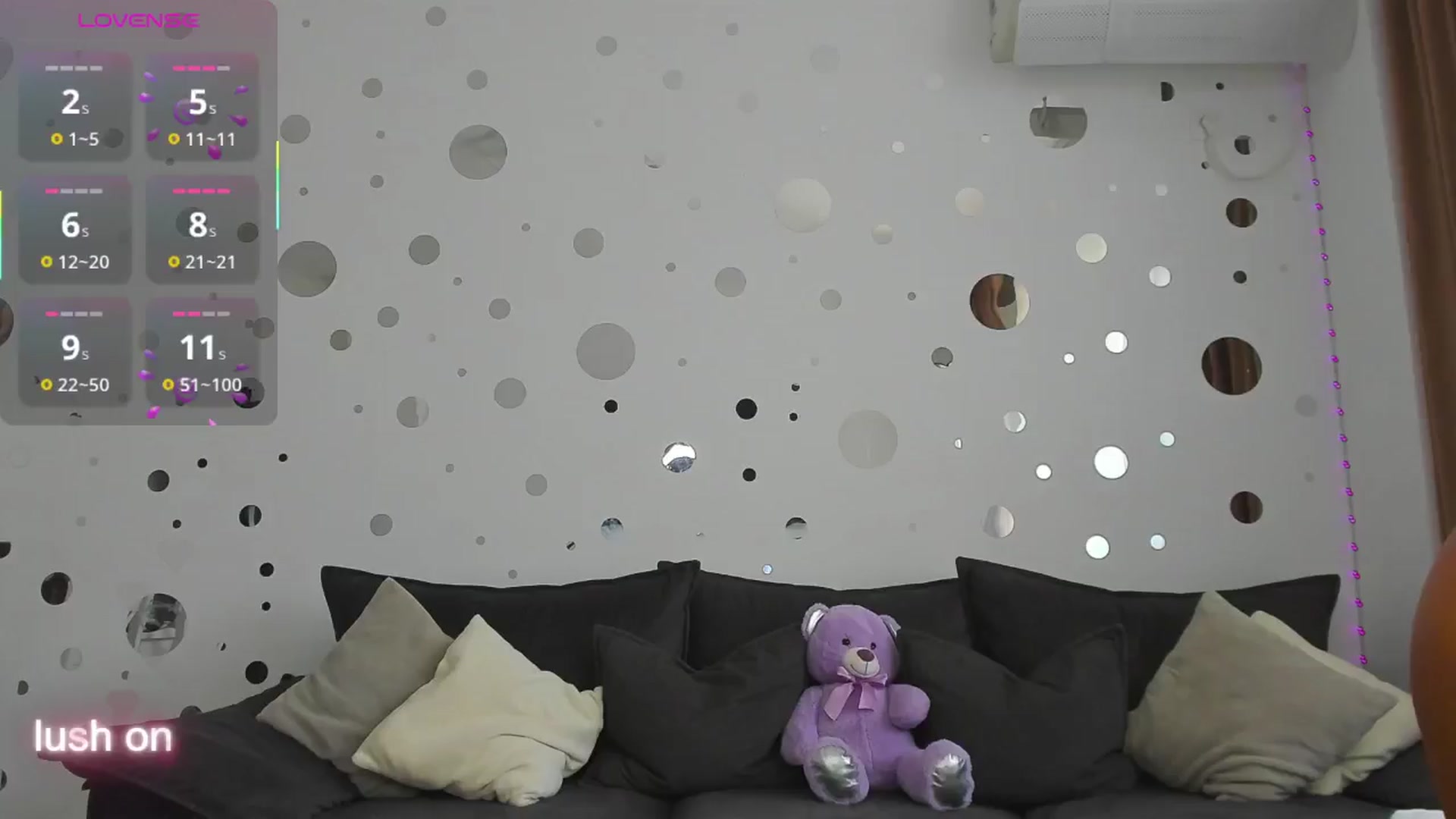 Gallery image thumbnail from MiraWonder's myfreecams stream on, 08/07/2025, 11:08 image 15 of 20