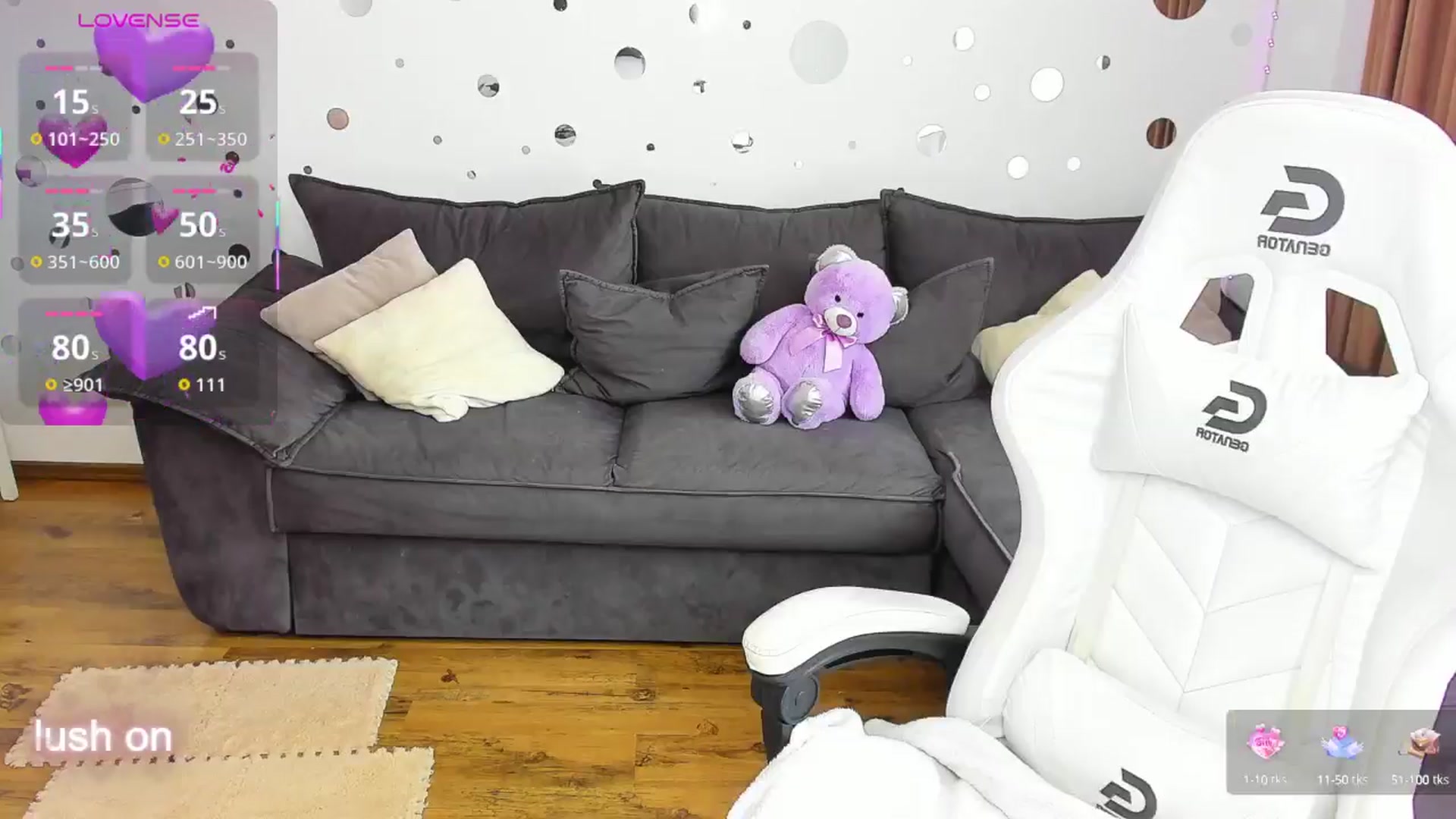 Gallery image thumbnail from MiraWonder's myfreecams stream on, 08/21/2025, 11:22 image 12 of 20