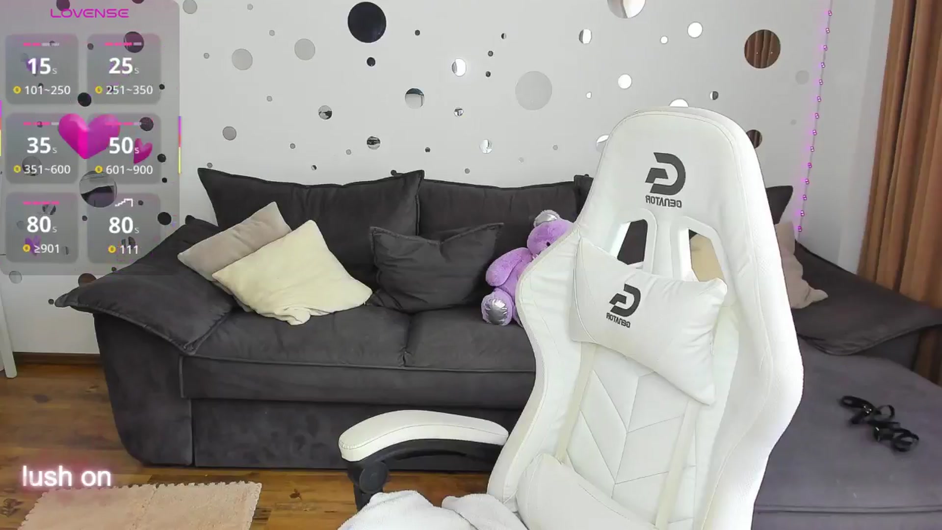 Gallery image thumbnail from MiraWonder's myfreecams stream on, 08/21/2025, 11:22 image 9 of 20