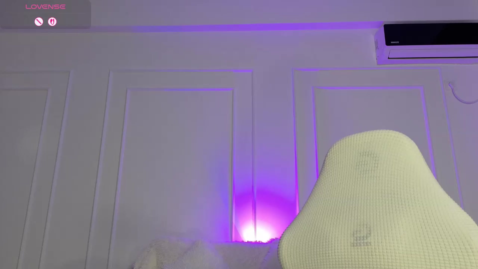 Gallery image thumbnail from MiraWonder's myfreecams stream on, 06/13/2026, 09:37 image 17 of 20