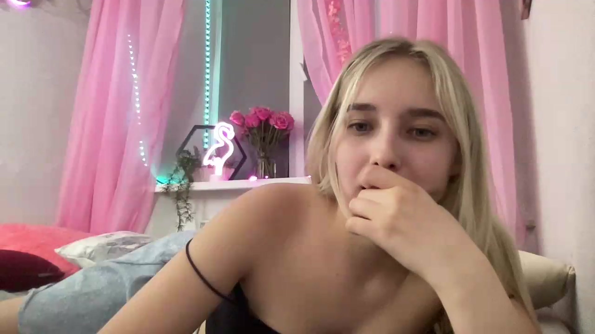 Gallery image thumbnail from Mira_Satin's myfreecams stream on, 08/19/2026, 19:32 image 13 of 20