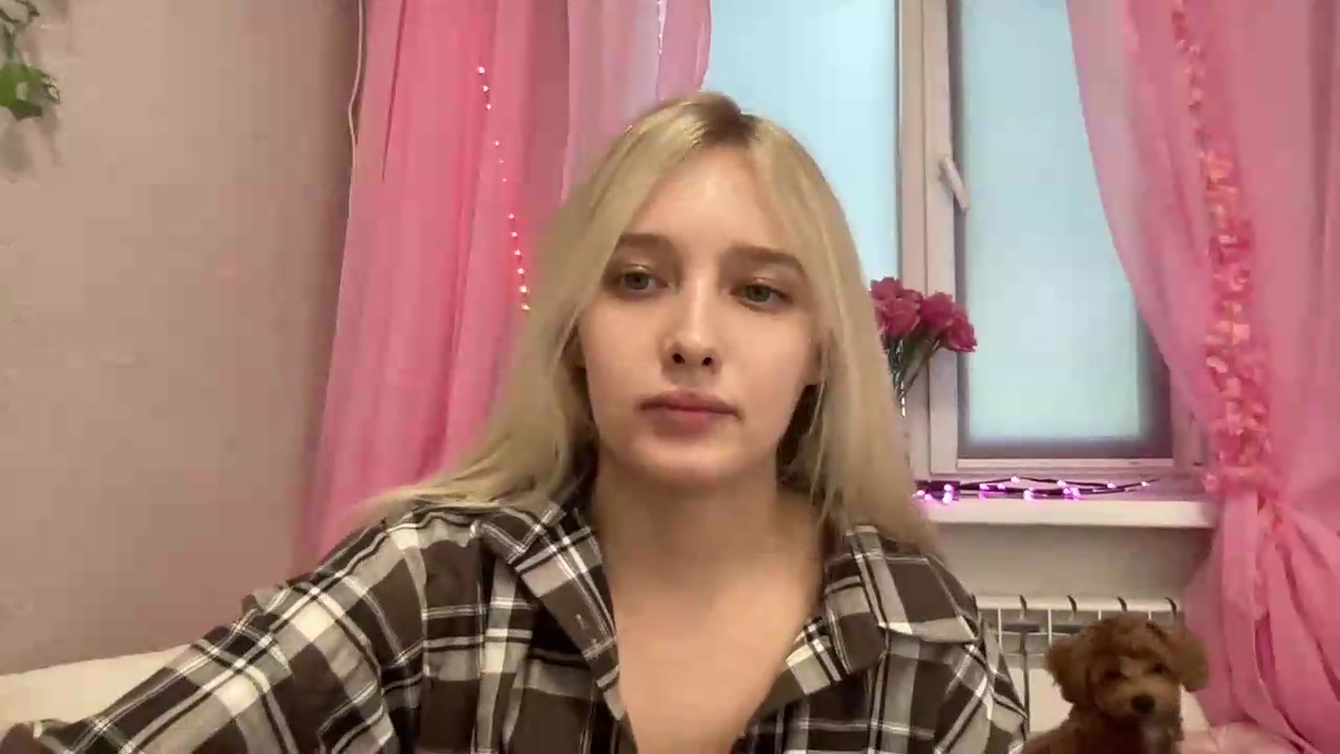 Gallery image thumbnail from Mira_Satin's myfreecams stream on, 08/20/2026, 14:49 image 17 of 20