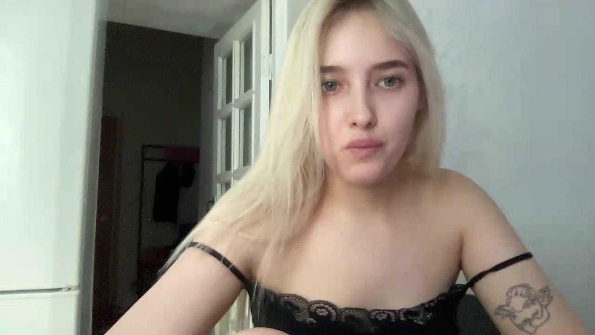 Gallery image thumbnail from Mira_Satin's myfreecams stream on, 08/21/2026, 11:00 image 9 of 20