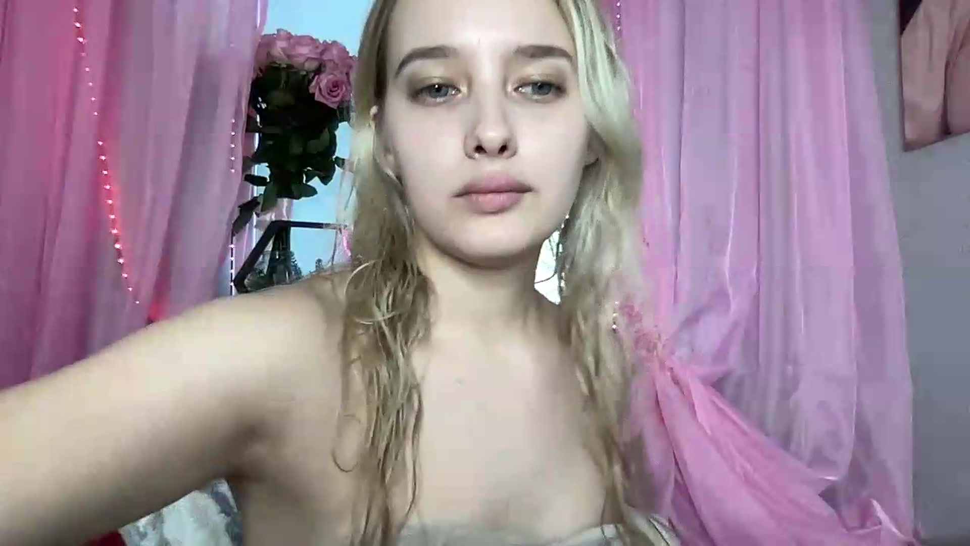 Gallery image thumbnail from Mira_Satin's myfreecams stream on, 08/21/2026, 13:29 image 18 of 20