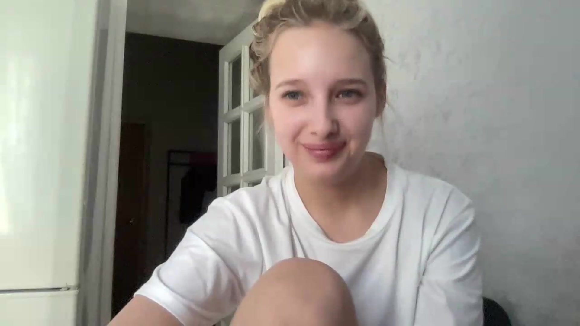 Gallery image thumbnail from Mira_Satin's myfreecams stream on, 08/23/2026, 10:49 image 18 of 20