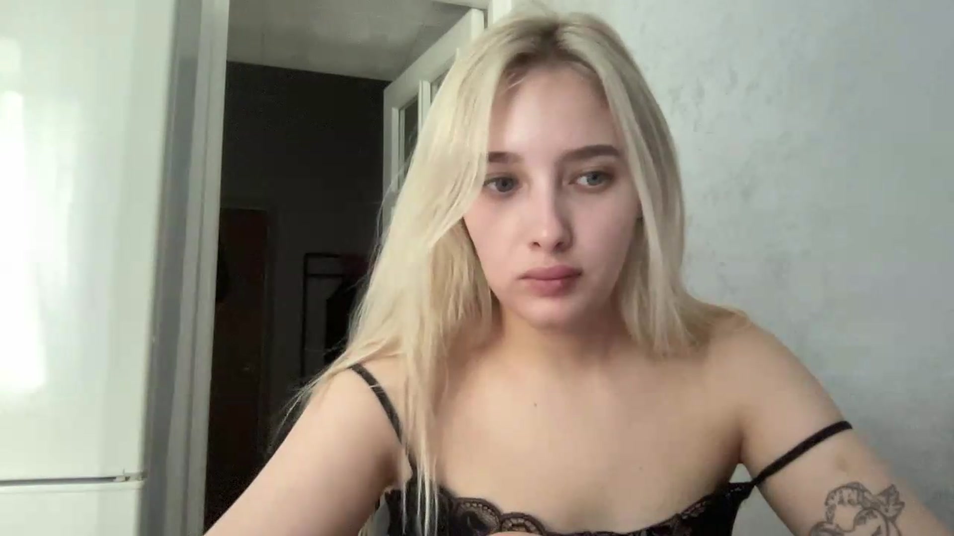 Gallery image thumbnail from Mira_Satin's myfreecams stream on, 08/24/2026, 10:04 image 8 of 20