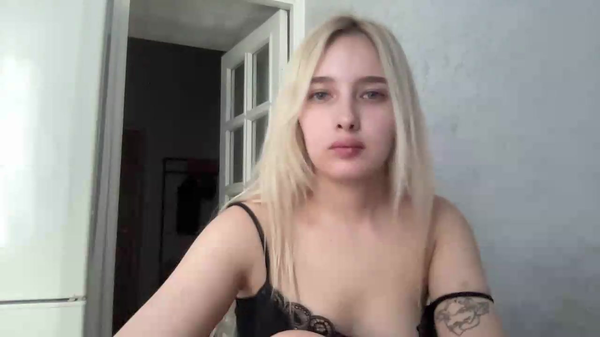 Gallery image thumbnail from Mira_Satin's myfreecams stream on, 08/24/2026, 10:04 image 6 of 20