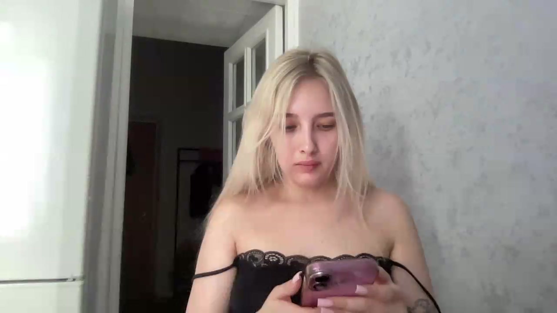 Gallery image thumbnail from Mira_Satin's myfreecams stream on, 08/24/2026, 10:04 image 16 of 20