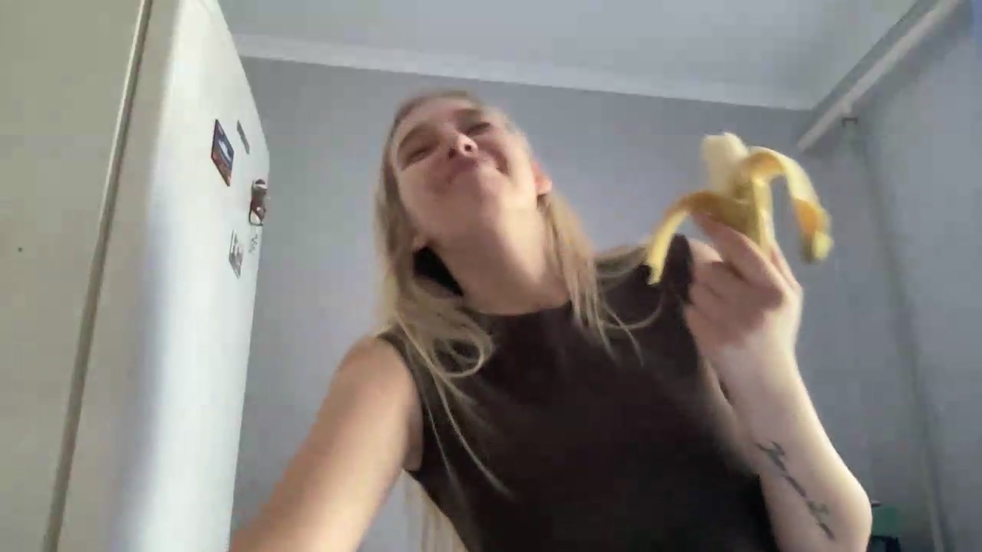 Gallery image thumbnail from Mira_Satin's myfreecams stream on, 08/24/2026, 13:22 image 14 of 20