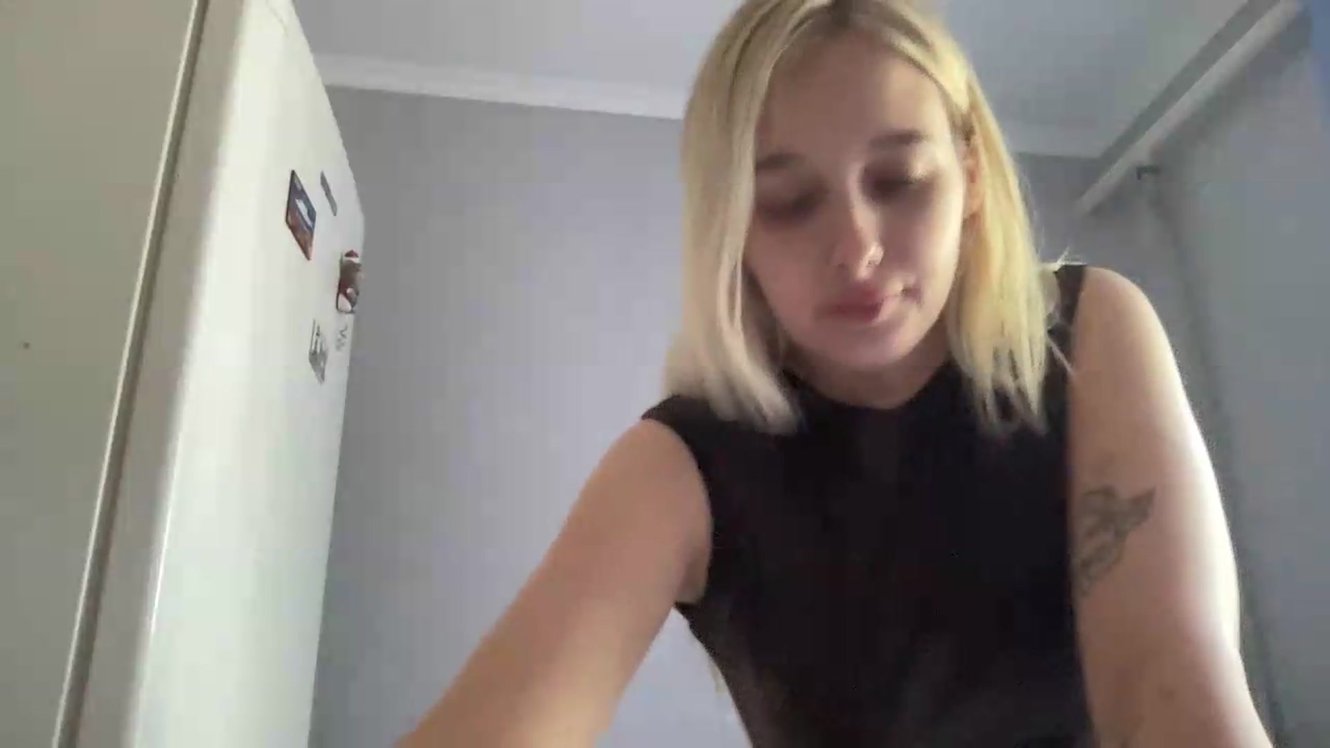 Gallery image thumbnail from Mira_Satin's myfreecams stream on, 08/24/2026, 13:22 image 16 of 20