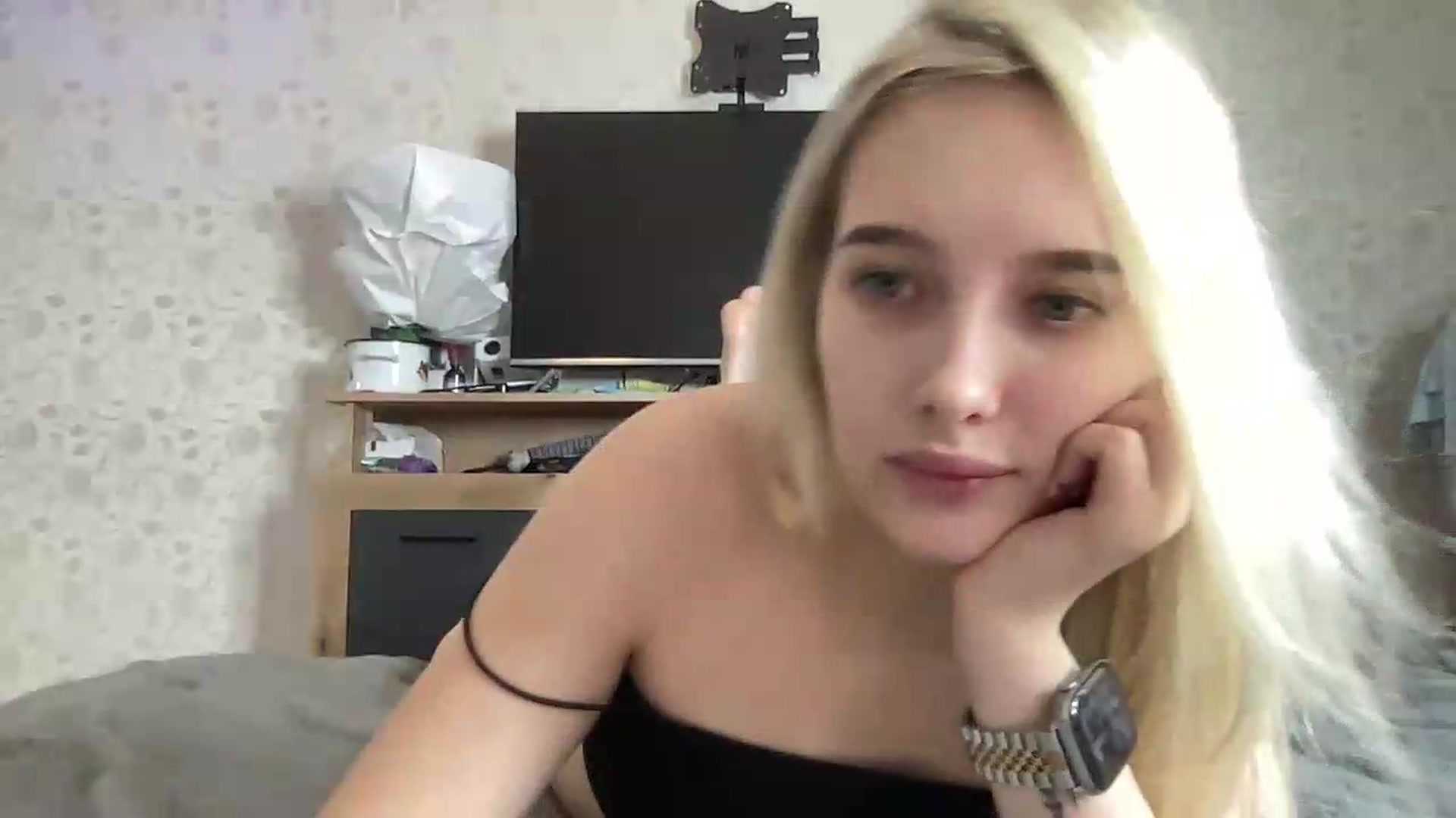 Gallery image thumbnail from Mira_Satin's myfreecams stream on, 08/25/2026, 11:03 image 14 of 20