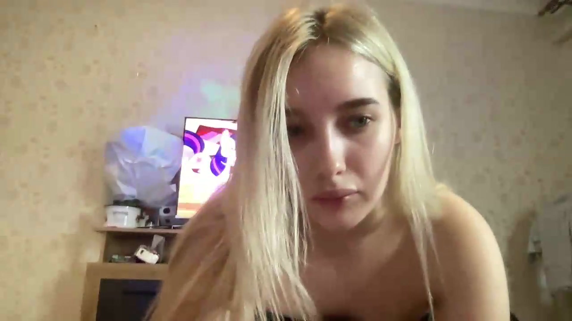 Gallery image thumbnail from Mira_Satin's myfreecams stream on, 08/25/2026, 11:22 image 4 of 20