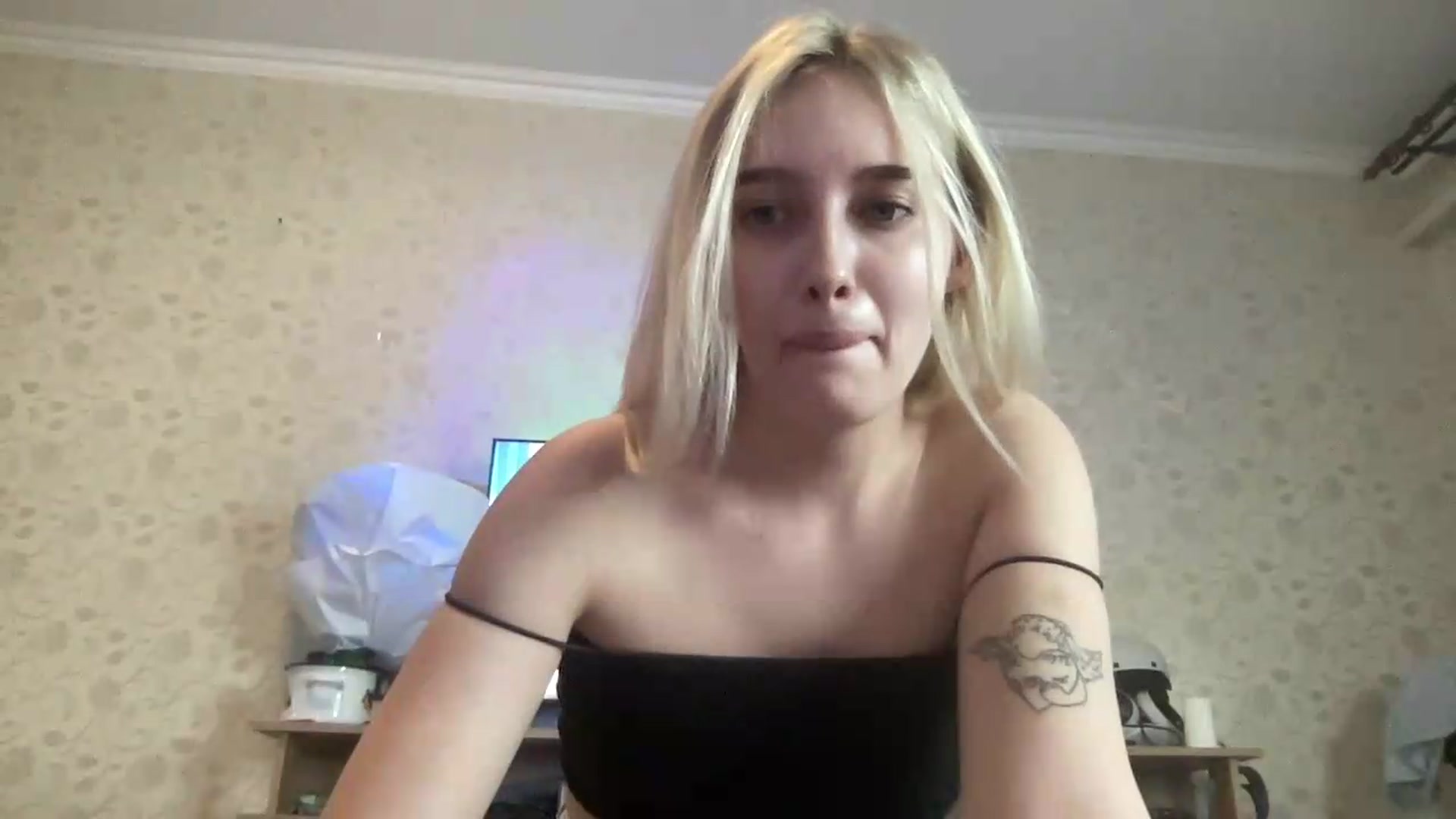 Gallery image thumbnail from Mira_Satin's myfreecams stream on, 08/25/2026, 11:22 image 20 of 20