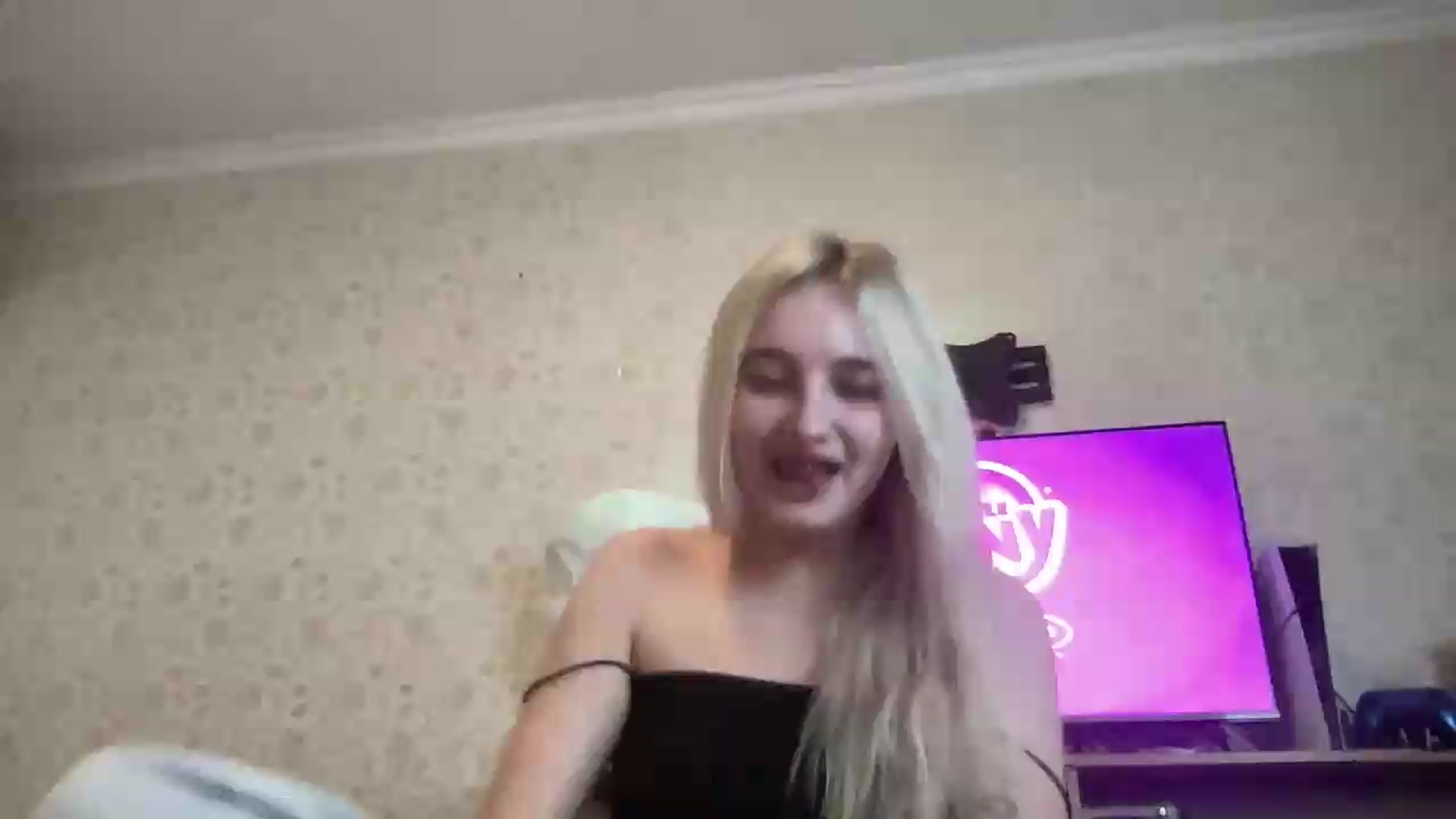 Gallery image thumbnail from Mira_Satin's myfreecams stream on, 08/25/2026, 12:41 image 1 of 20