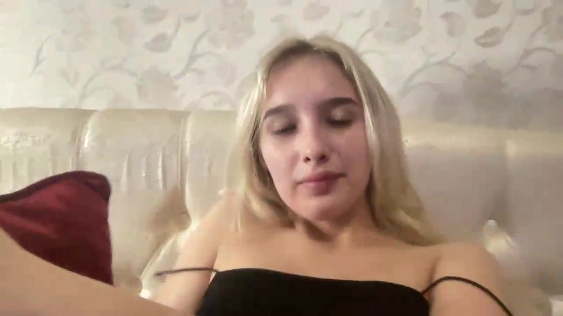 Gallery image thumbnail from Mira_Satin's myfreecams stream on, 08/25/2026, 20:34 image 9 of 20