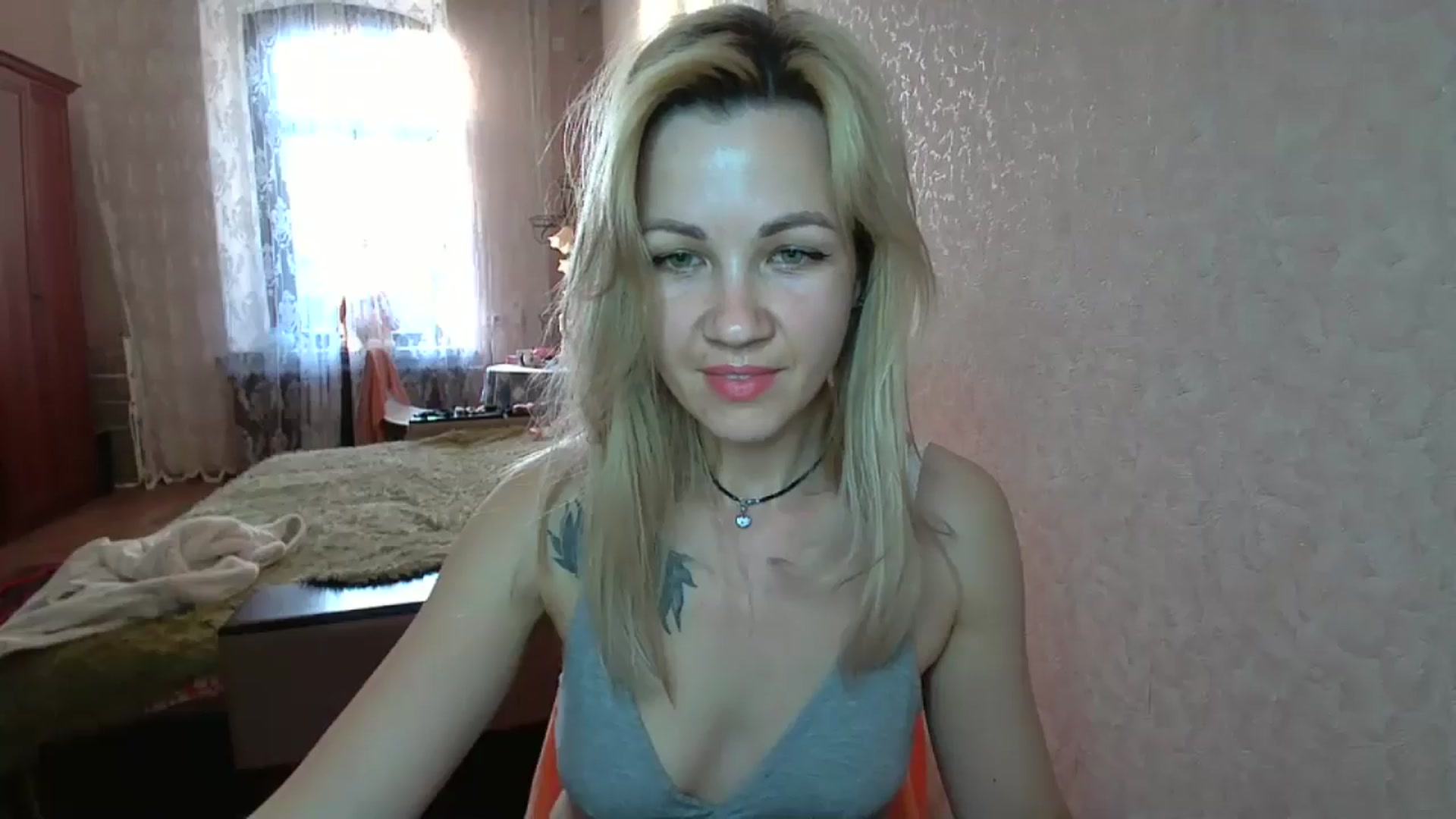 Gallery image thumbnail from Mira_for_love's myfreecams stream on, 05/21/2024, 16:46 image 12 of 20