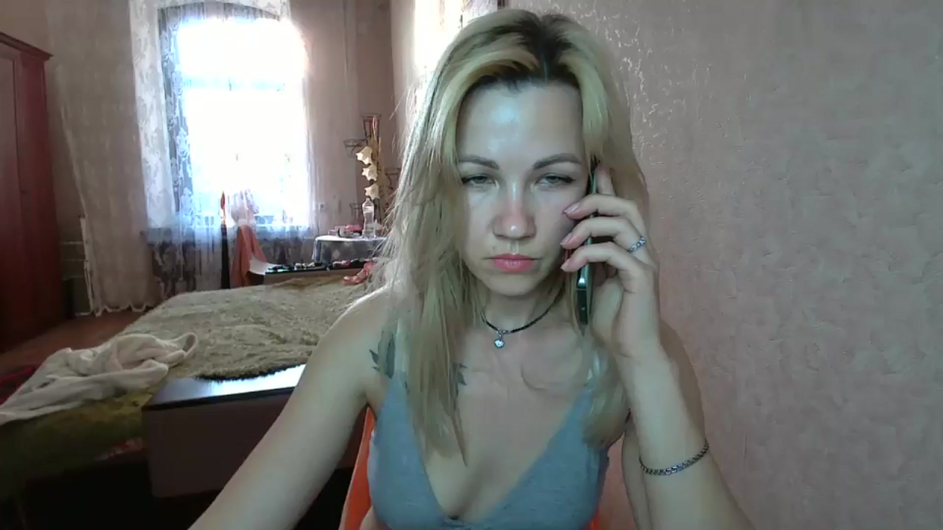 Gallery image thumbnail from Mira_for_love's myfreecams stream on, 05/21/2024, 16:46 image 13 of 20