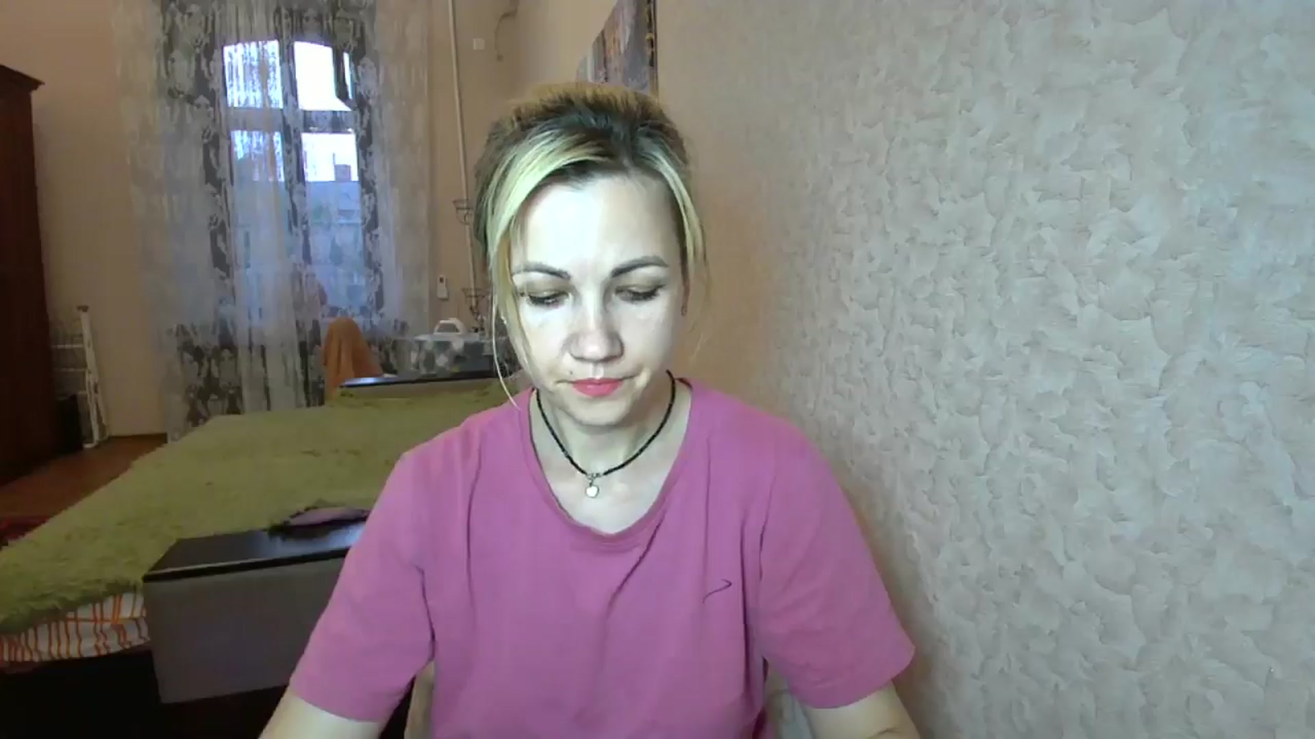 Gallery image thumbnail from Mira_for_love's myfreecams stream on, 05/31/2024, 18:31 image 6 of 20