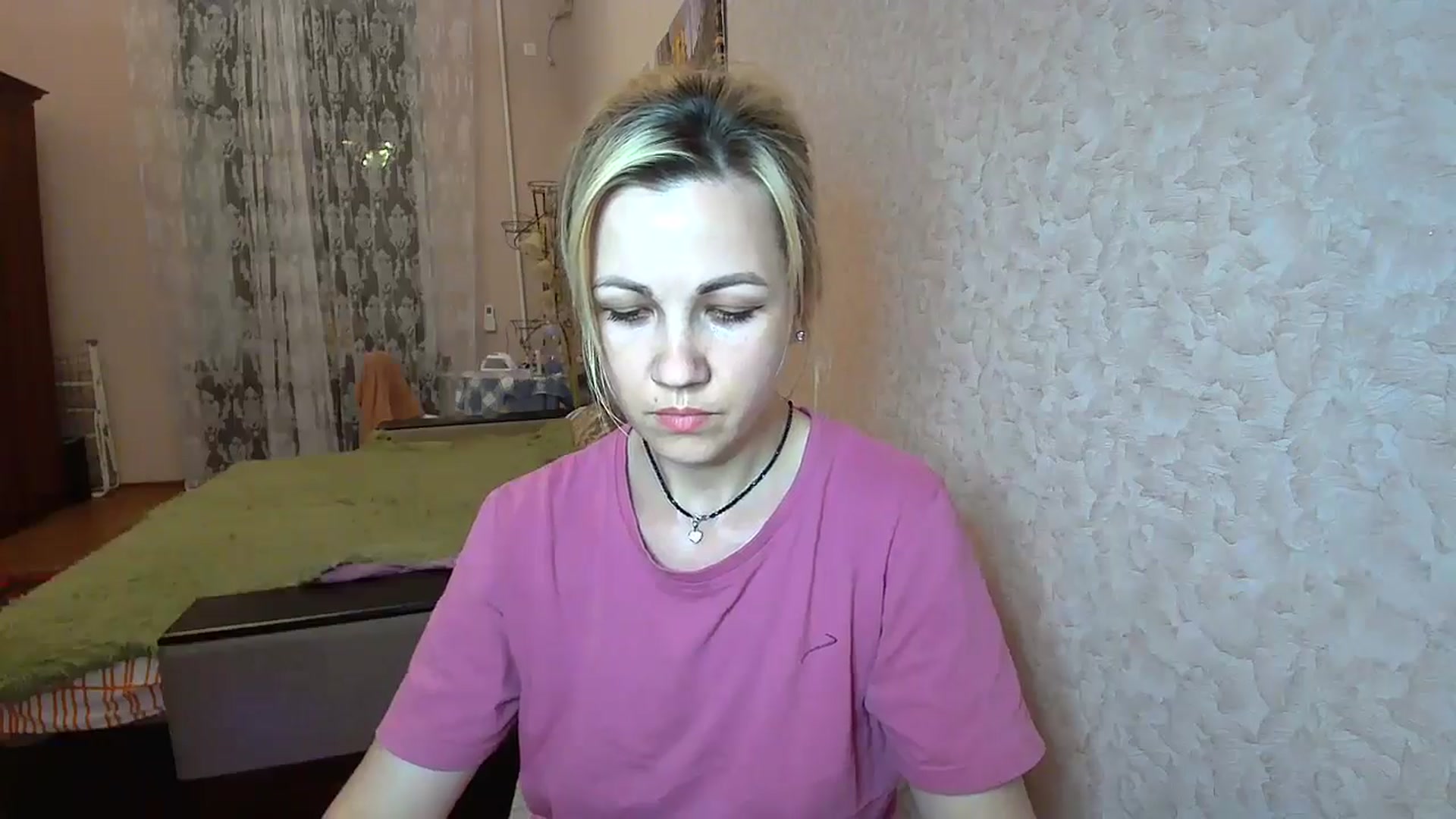 Gallery image thumbnail from Mira_for_love's myfreecams stream on, 05/31/2024, 19:57 image 15 of 20