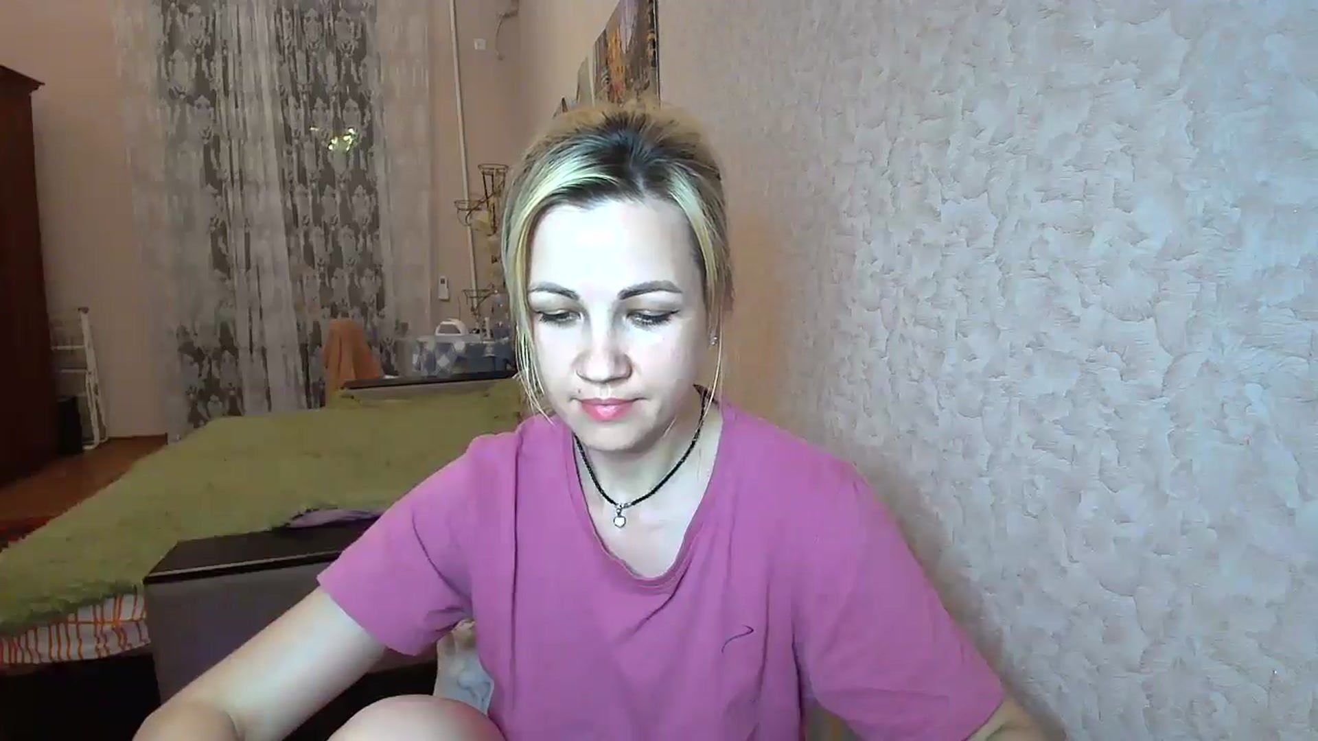 Gallery image thumbnail from Mira_for_love's myfreecams stream on, 05/31/2024, 19:57 image 17 of 20