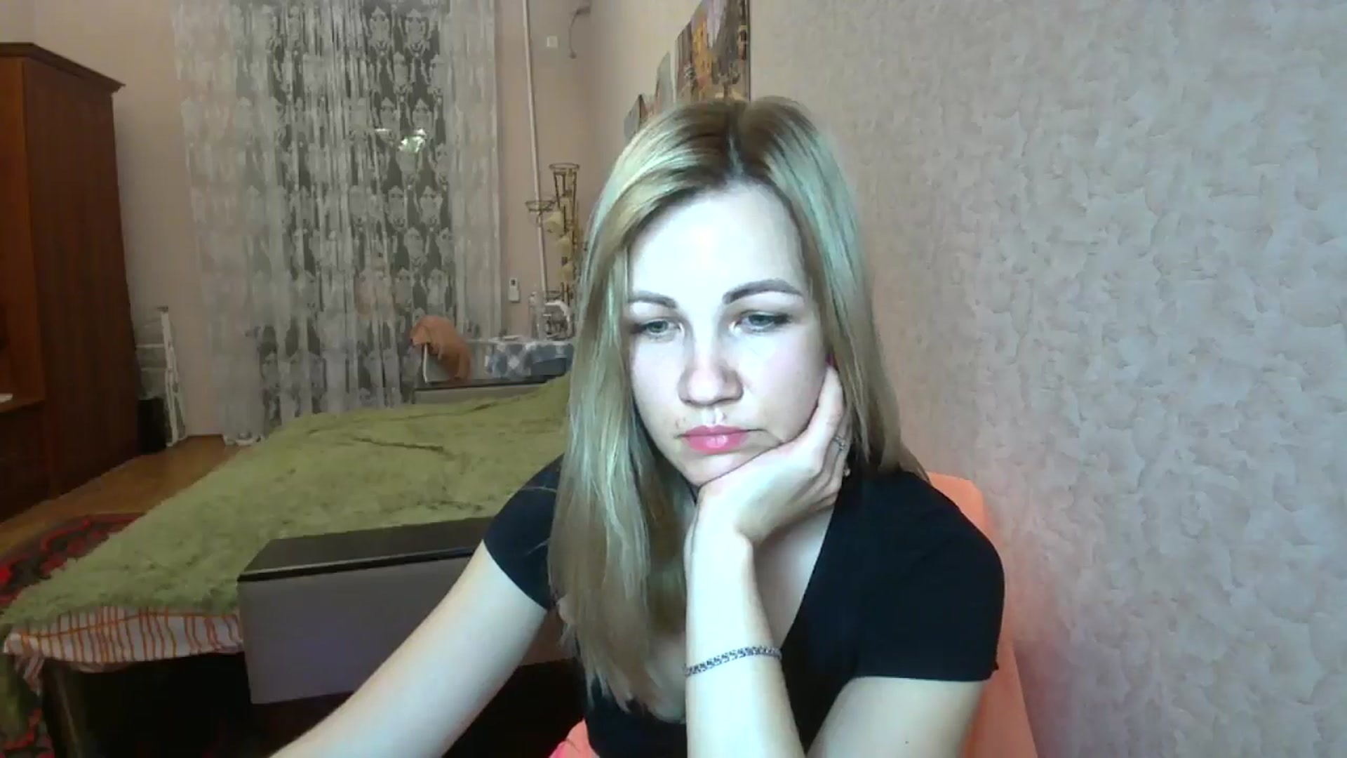 Gallery image thumbnail from Mira_for_love's myfreecams stream on, 06/10/2024, 19:26 image 11 of 20