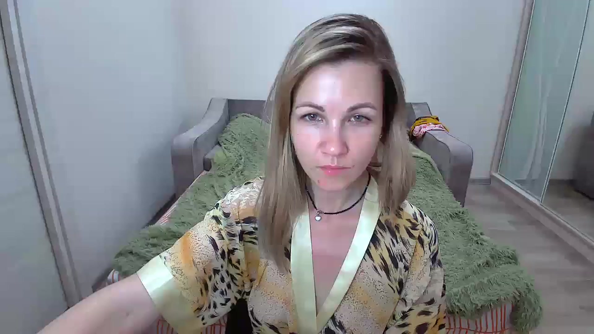Gallery image thumbnail from Mira_for_love's myfreecams stream on, 06/15/2024, 21:22 image 17 of 20
