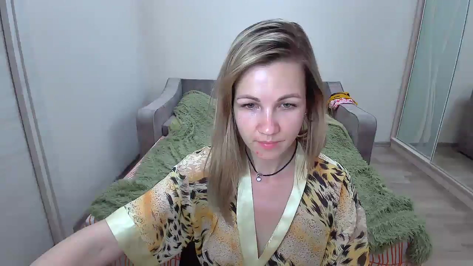 Gallery image thumbnail from Mira_for_love's myfreecams stream on, 06/15/2024, 21:22 image 14 of 20