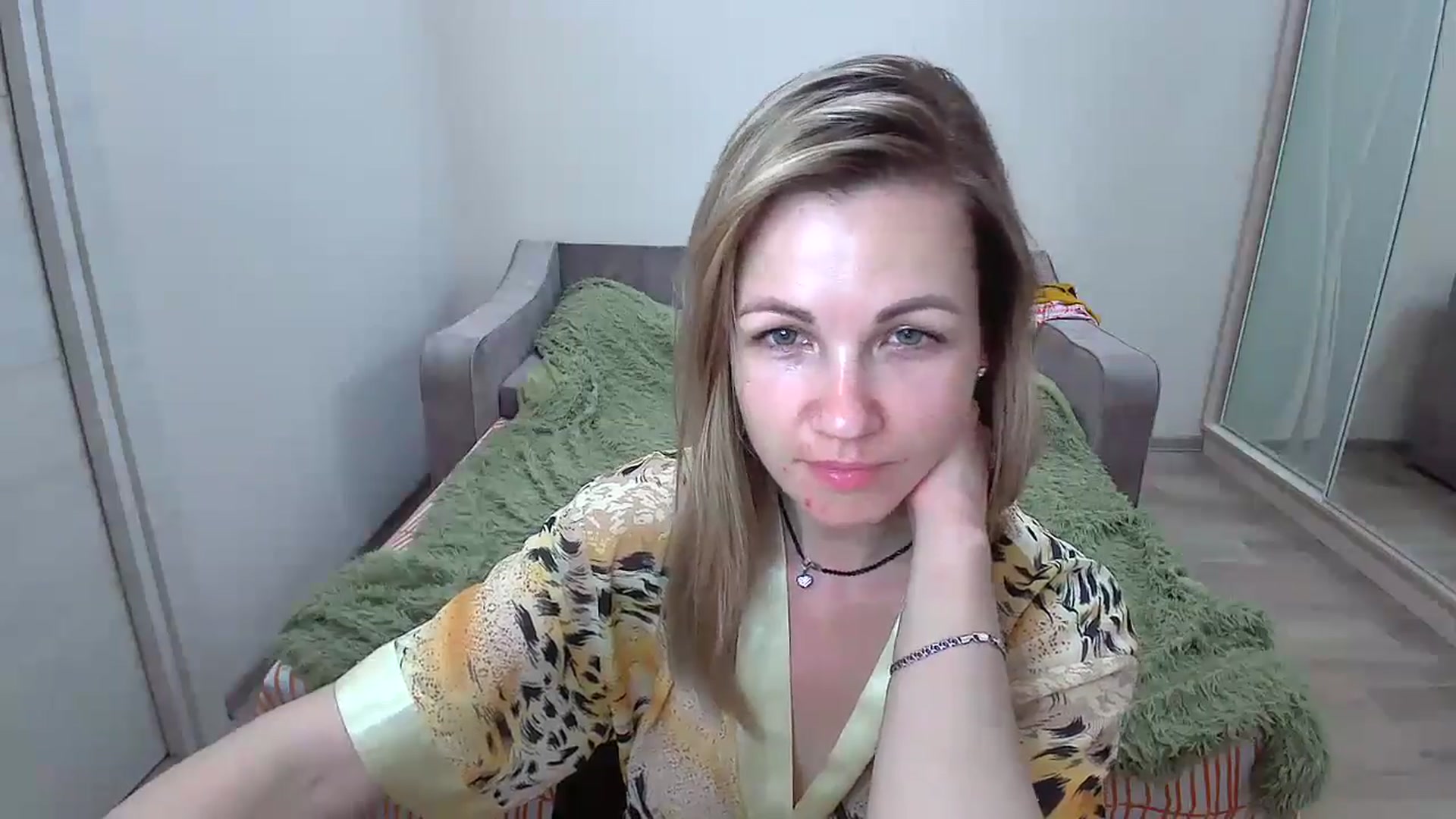 Gallery image thumbnail from Mira_for_love's myfreecams stream on, 06/15/2024, 21:22 image 8 of 20