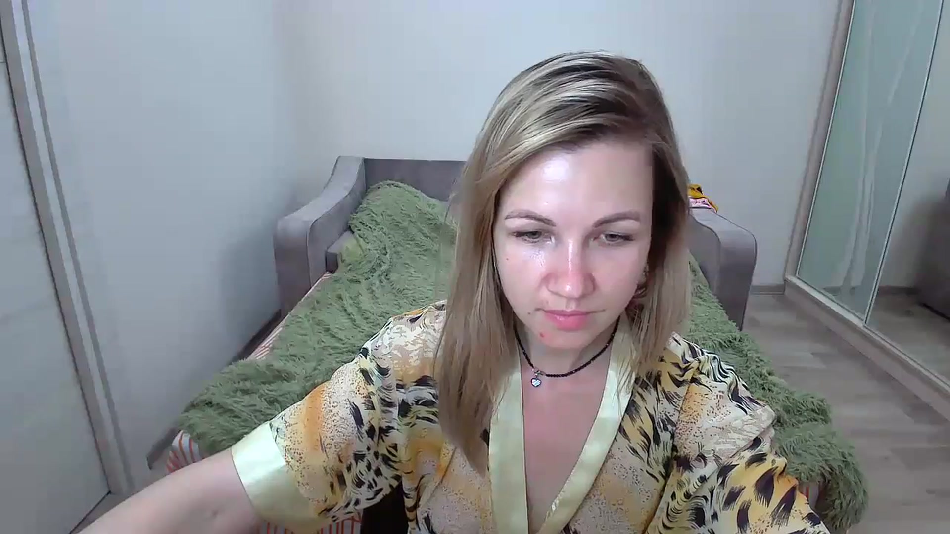 Gallery image thumbnail from Mira_for_love's myfreecams stream on, 06/15/2024, 21:22 image 15 of 20