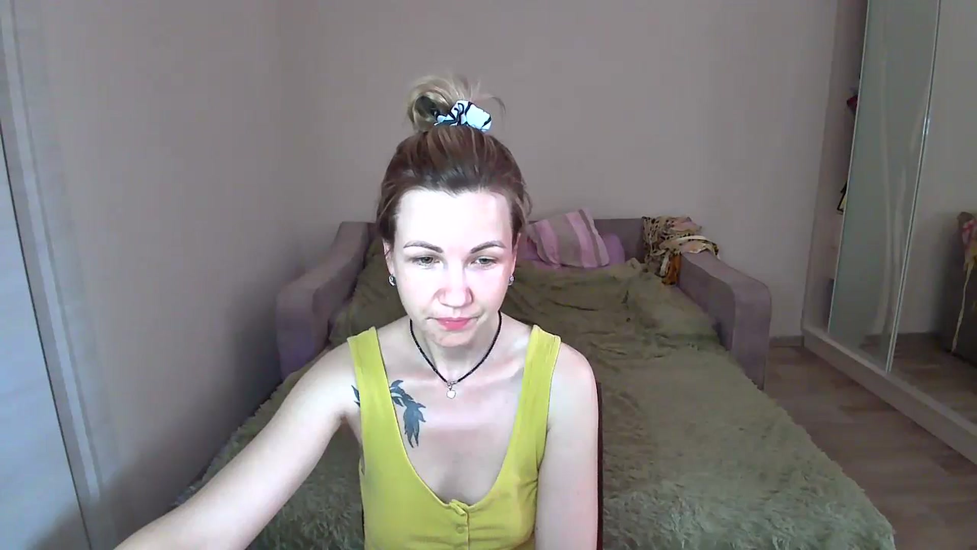 Gallery image thumbnail from Mira_for_love's myfreecams stream on, 06/20/2024, 07:56 image 8 of 20