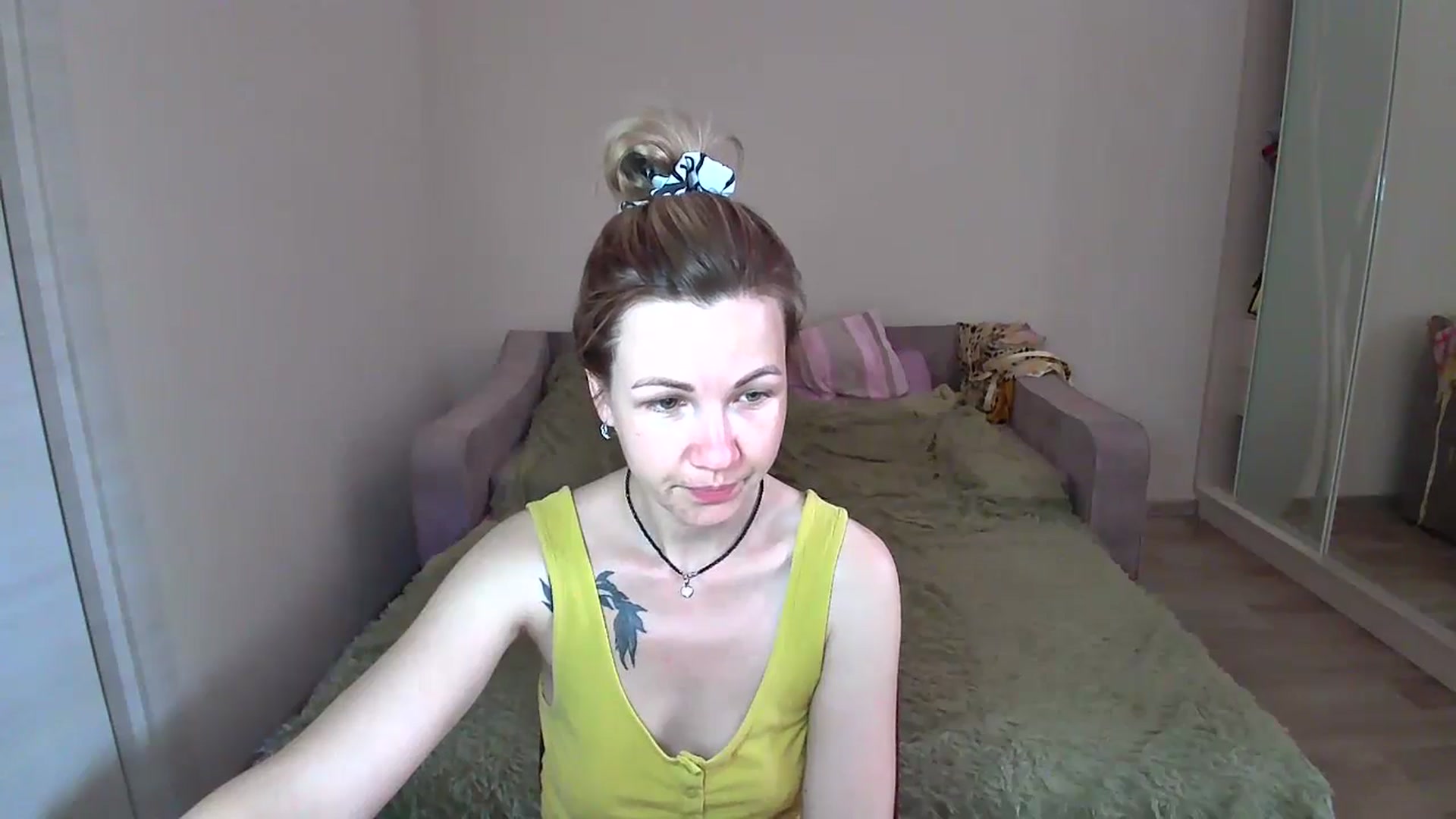 Gallery image thumbnail from Mira_for_love's myfreecams stream on, 06/20/2024, 07:56 image 7 of 20