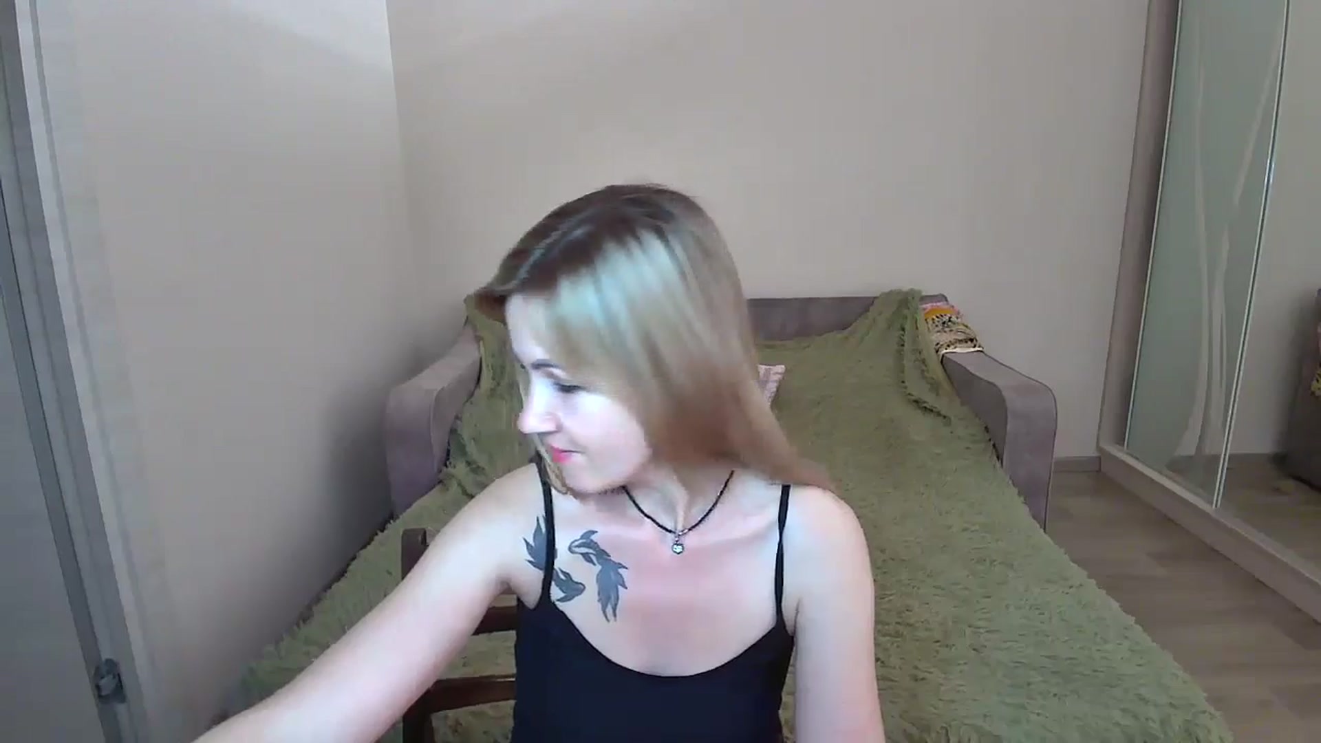 Gallery image thumbnail from Mira_for_love's myfreecams stream on, 06/20/2024, 18:01 image 18 of 20