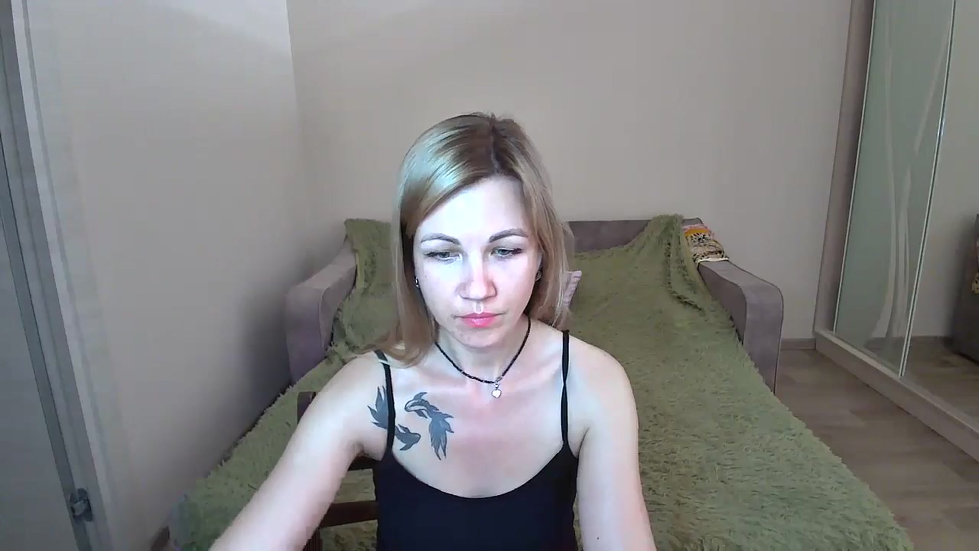Gallery image thumbnail from Mira_for_love's myfreecams stream on, 06/20/2024, 18:01 image 13 of 20