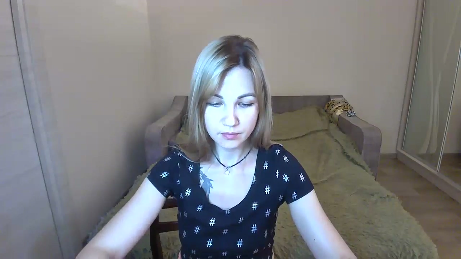 Gallery image thumbnail from Mira_for_love's myfreecams stream on, 06/21/2024, 17:05 image 16 of 20