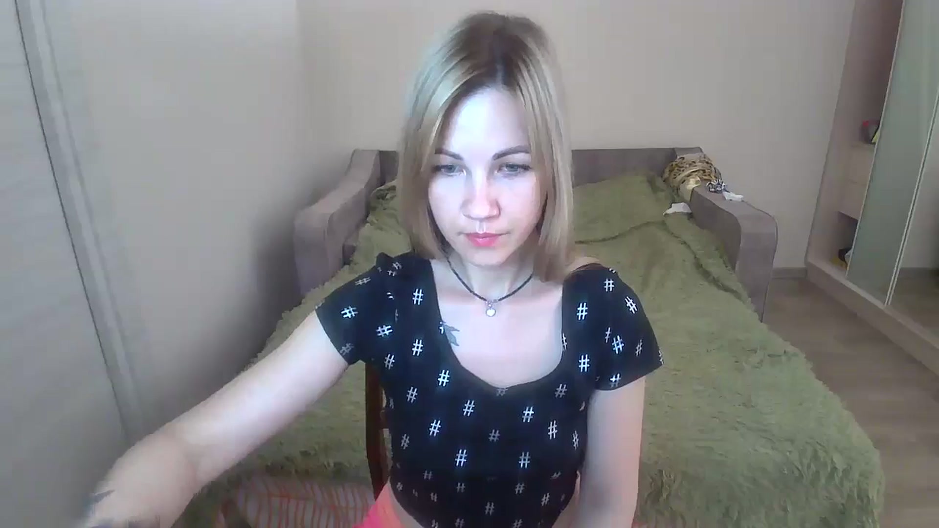 Gallery image thumbnail from Mira_for_love's myfreecams stream on, 06/21/2024, 17:59 image 13 of 20