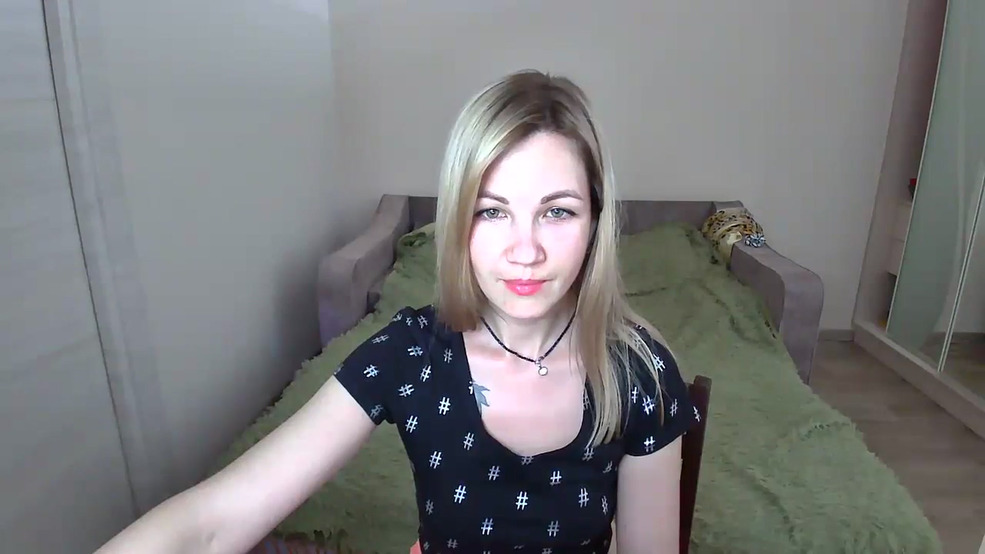 Gallery image thumbnail from Mira_for_love's myfreecams stream on, 06/21/2024, 18:37 image 13 of 20