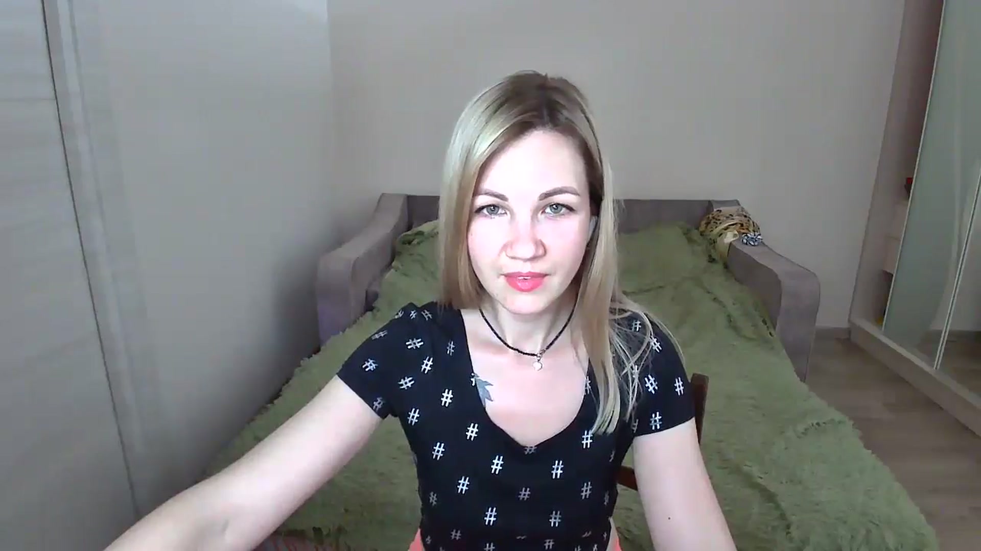Gallery image thumbnail from Mira_for_love's myfreecams stream on, 06/21/2024, 18:37 image 8 of 20