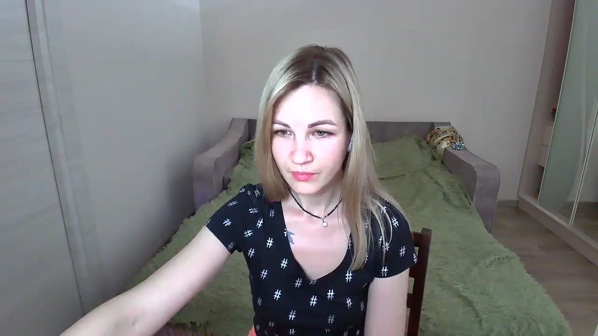 Gallery image thumbnail from Mira_for_love's myfreecams stream on, 06/21/2024, 18:37 image 16 of 20