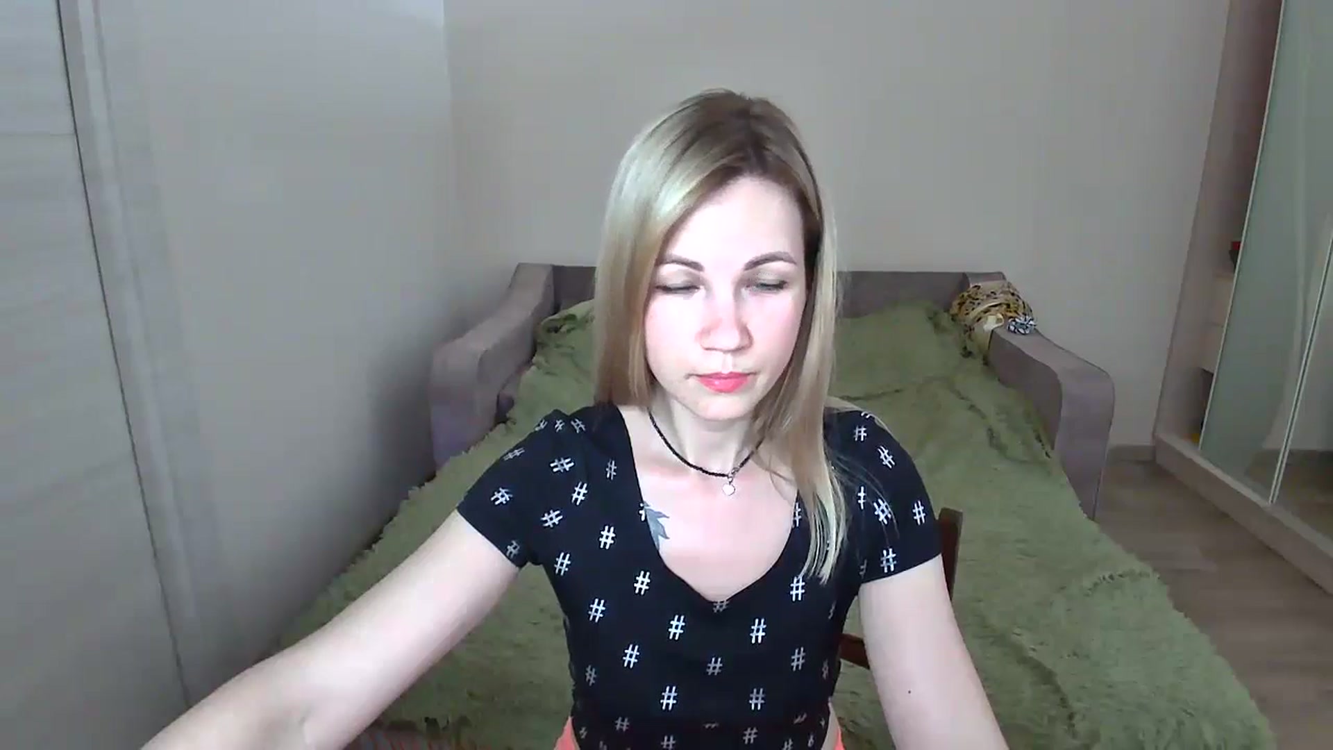 Gallery image thumbnail from Mira_for_love's myfreecams stream on, 06/21/2024, 18:37 image 4 of 20