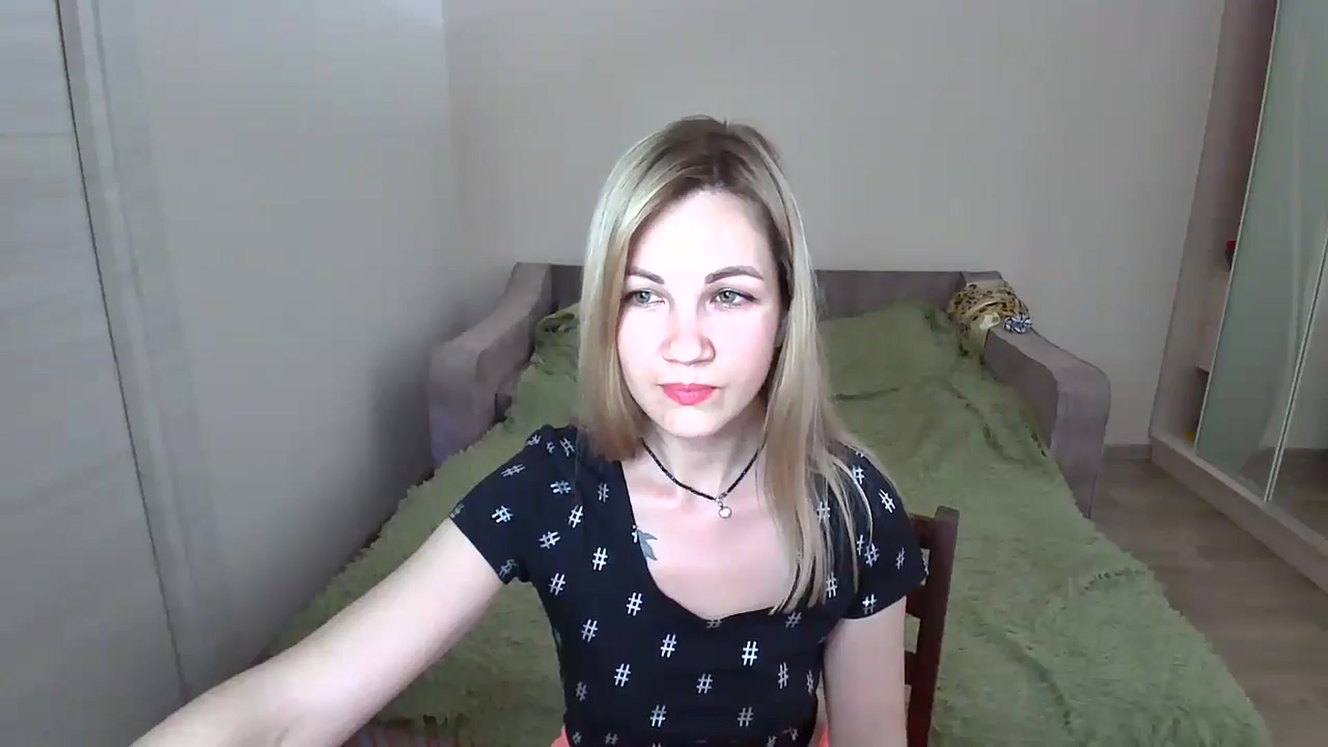 Gallery image thumbnail from Mira_for_love's myfreecams stream on, 06/21/2024, 18:37 image 17 of 20