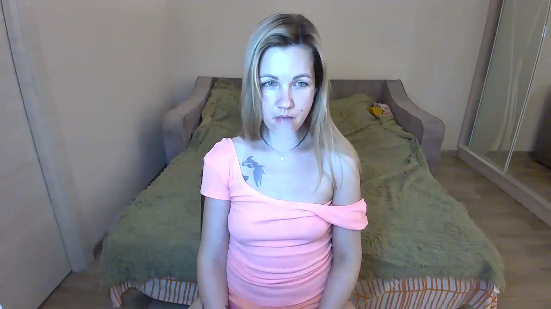 Gallery image thumbnail from Mira_for_love's myfreecams stream on, 06/25/2024, 22:18 image 2 of 20