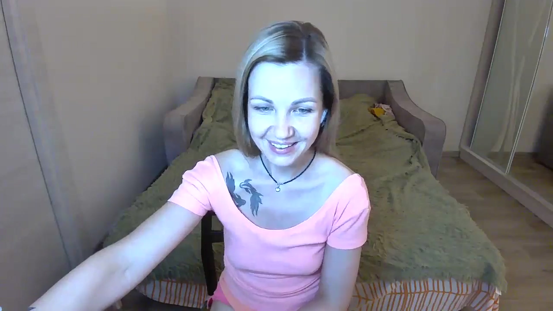 Gallery image thumbnail from Mira_for_love's myfreecams stream on, 06/25/2024, 22:18 image 18 of 20