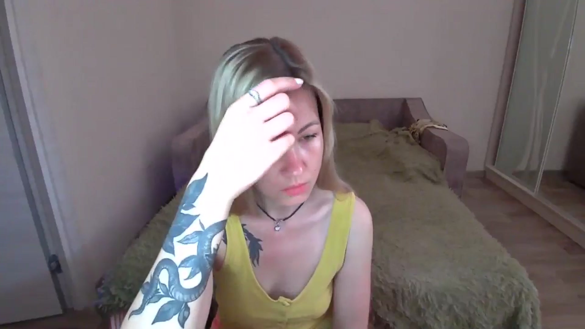 Gallery image thumbnail from Mira_for_love's myfreecams stream on, 06/27/2024, 09:32 image 15 of 20