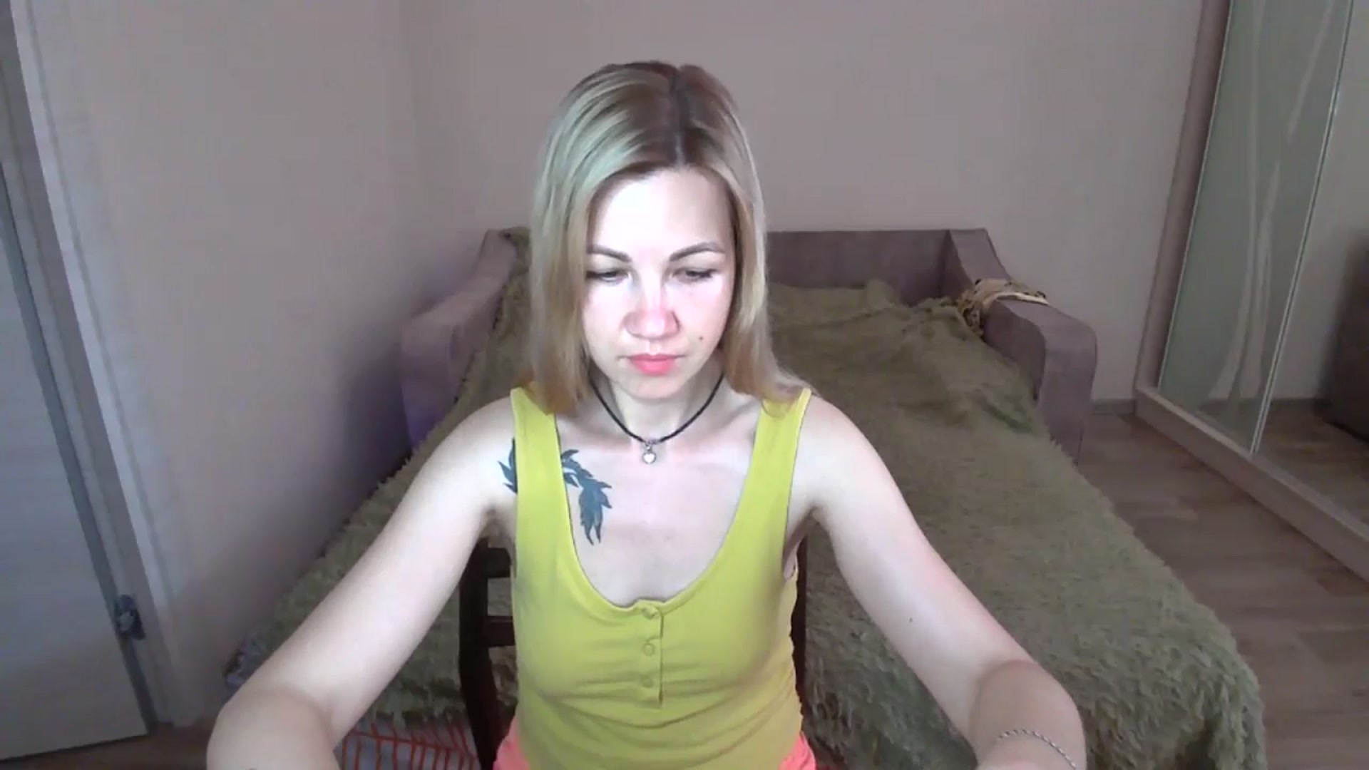 Gallery image thumbnail from Mira_for_love's myfreecams stream on, 06/27/2024, 09:32 image 14 of 20