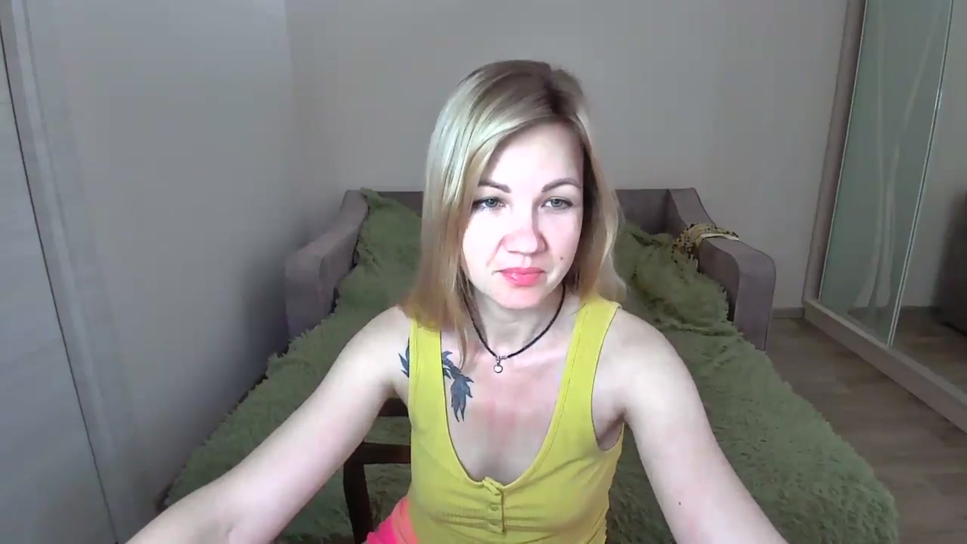 Gallery image thumbnail from Mira_for_love's myfreecams stream on, 06/27/2024, 16:49 image 11 of 20
